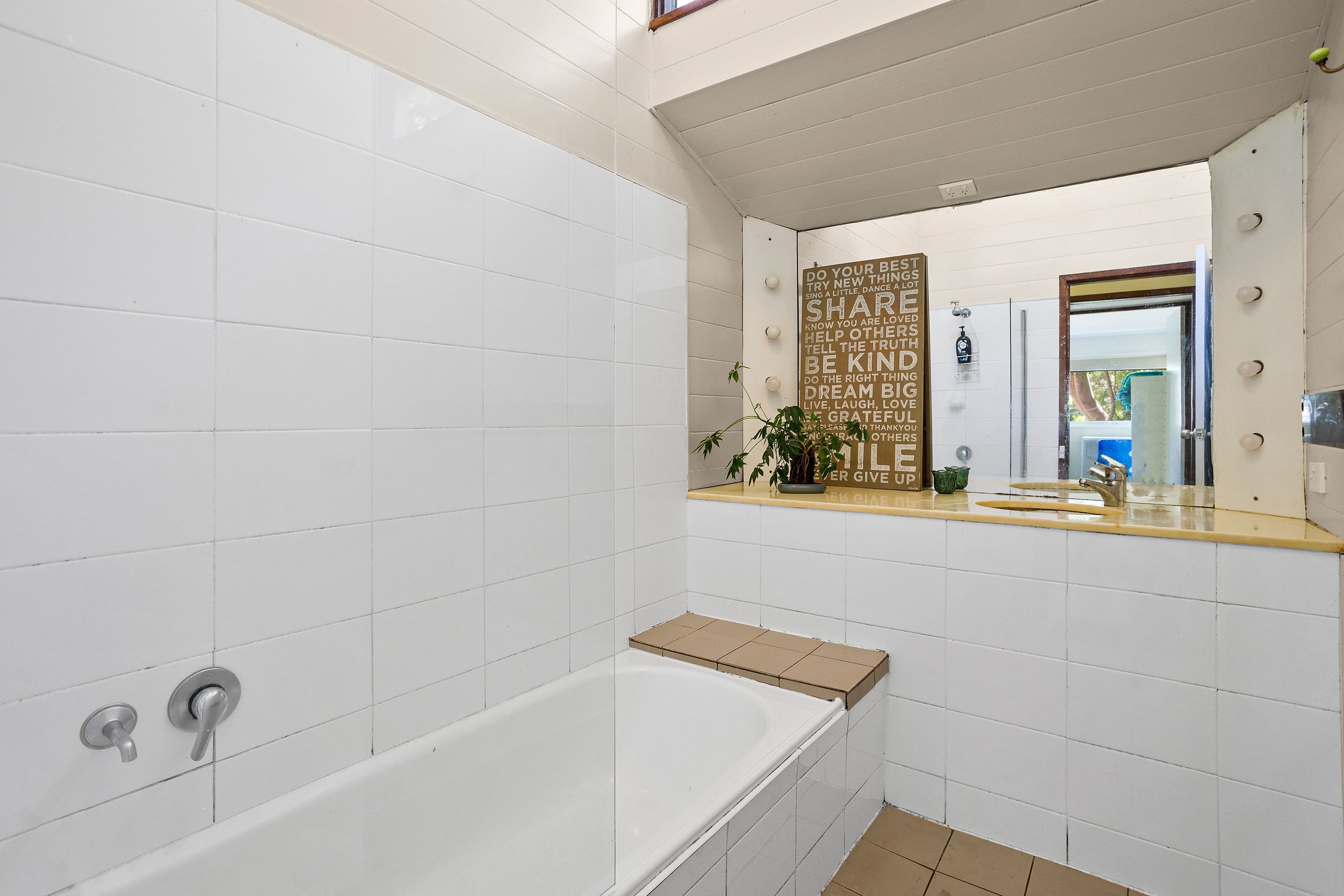 17 Willow Street, Lugarno NSW 2210, Lugarno - Thumbnail 7