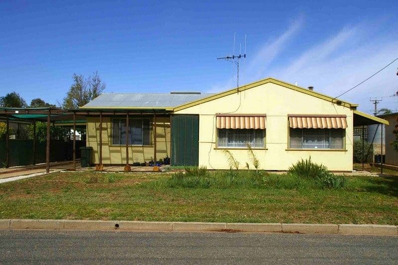 5 Tobruk Avenue, RENMARK SA 5341, Renmark - Image 1