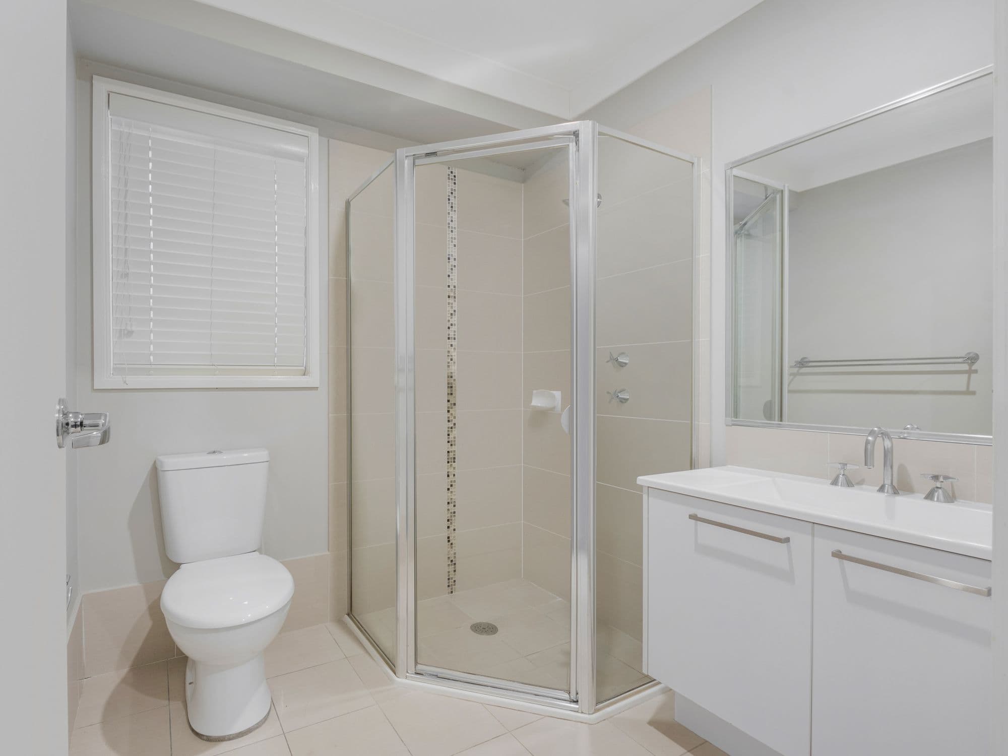 8 Echo Avenue, Middleton Grange NSW 2171, Middleton Grange - Thumbnail 6