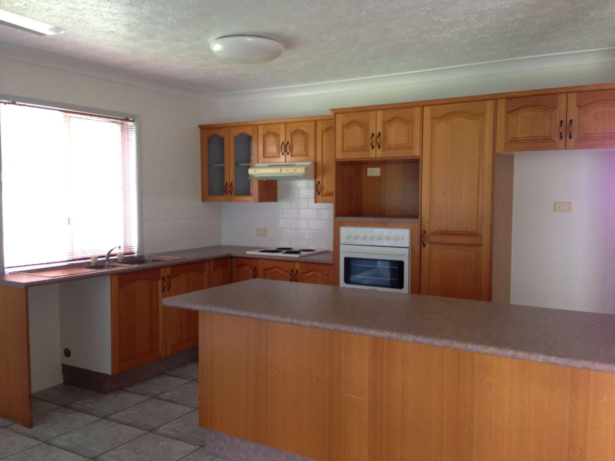 13 Serrata Court, KIRWAN QLD 4817, Kirwan - Thumbnail 4