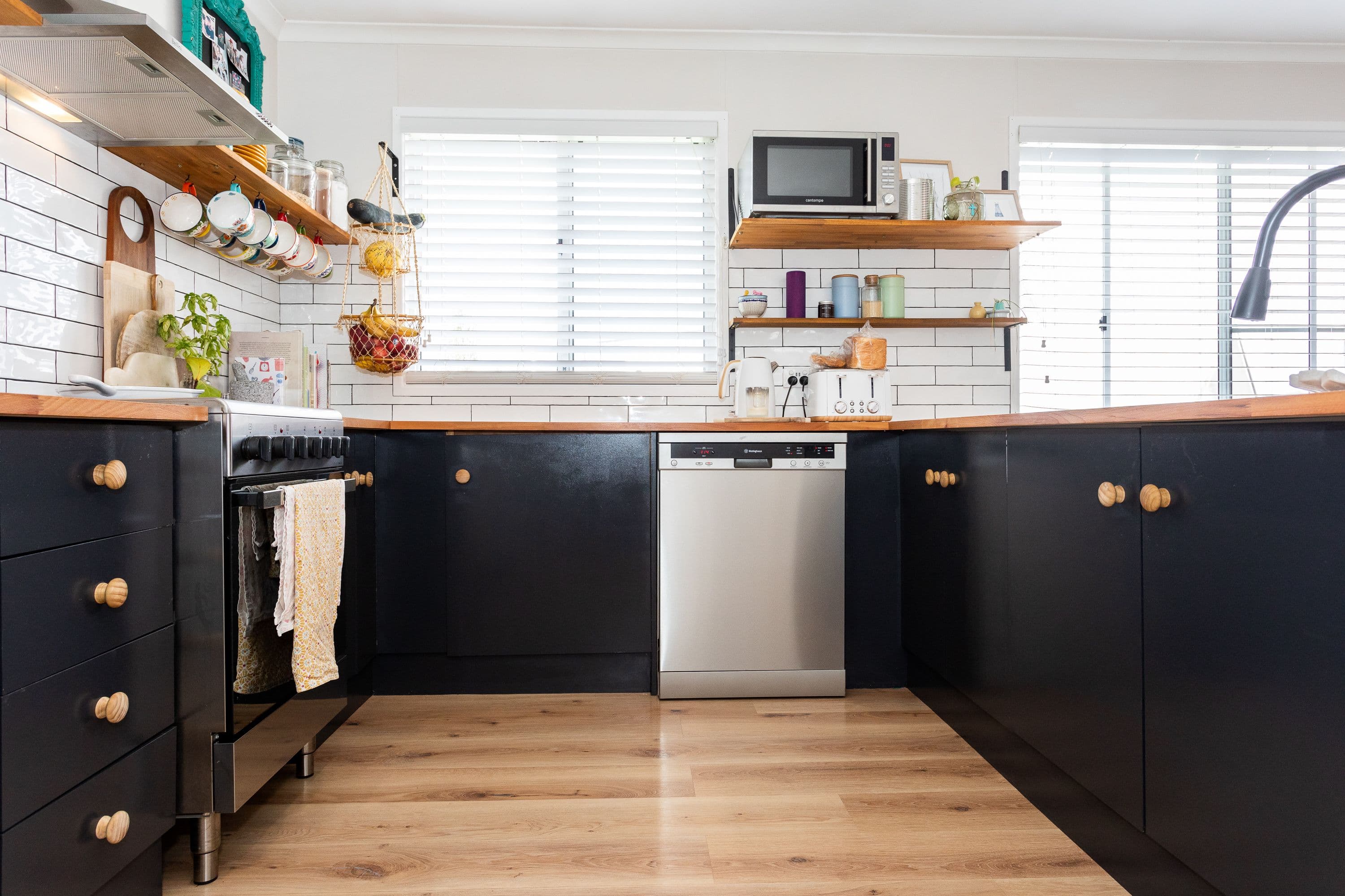 10 Paddison Avenue, Gymea, Uralla - Thumbnail 3
