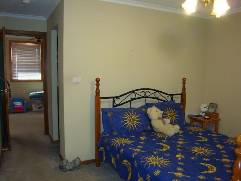 2 Olga Close, BOSSLEY PARK NSW 2176, Bossley Park - Thumbnail 8