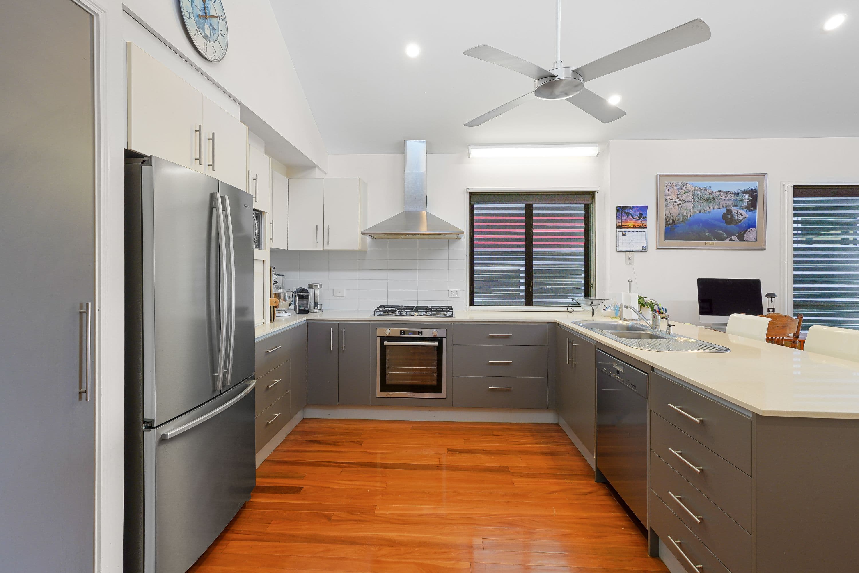 22 Nundah Avenue, Miami QLD 4220, Miami - Thumbnail 2