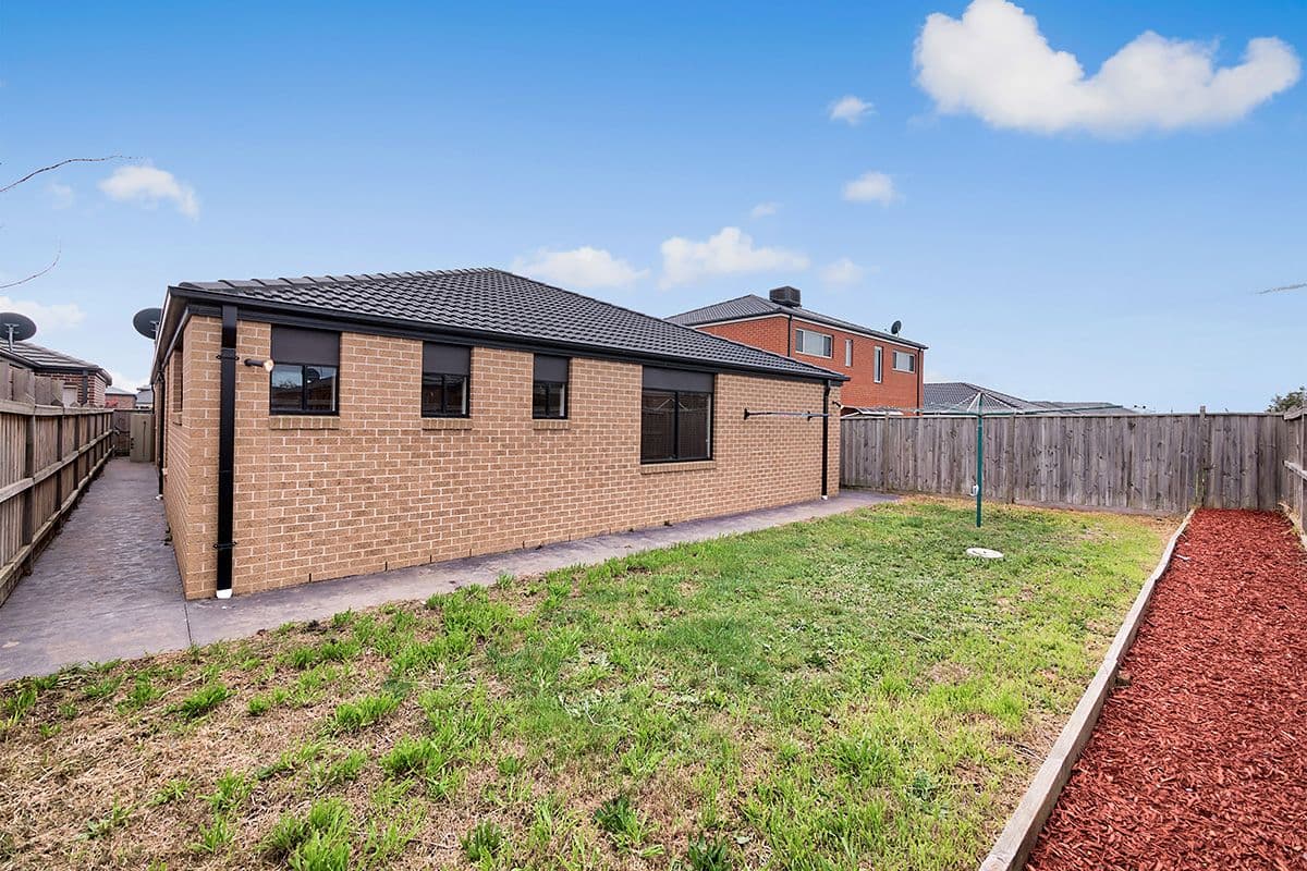 46 Charlbury Crescent, Cranbourne North VIC 3977, Cranbourne North - Thumbnail 5