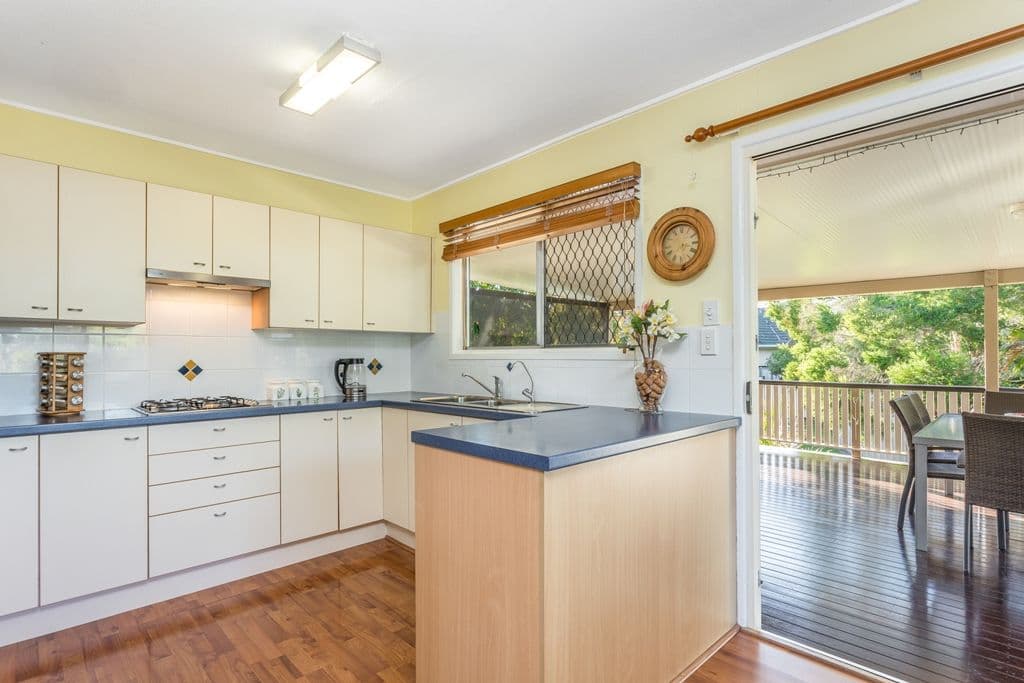 14 Hovea Street, Everton Hills QLD 4053, Everton Hills - Thumbnail 4