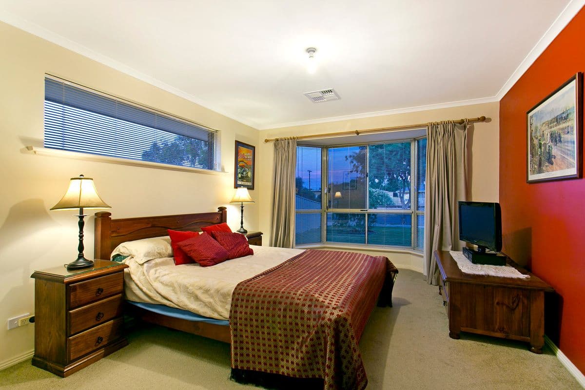 299 Railway Terrace, TAPEROO SA 5017, Taperoo - Thumbnail 2