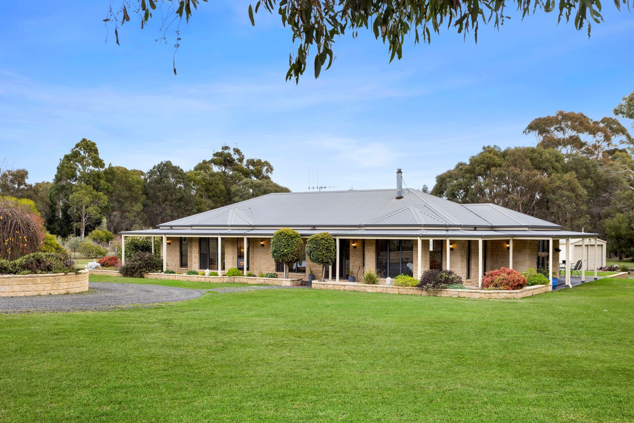 2 Strawhorn Court, Kyneton VIC 3444, Kyneton - Thumbnail 3