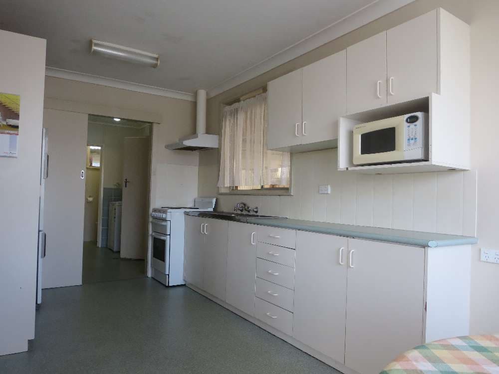 559 Seymour Street, LAVINGTON NSW 2641, Lavington - Thumbnail 2