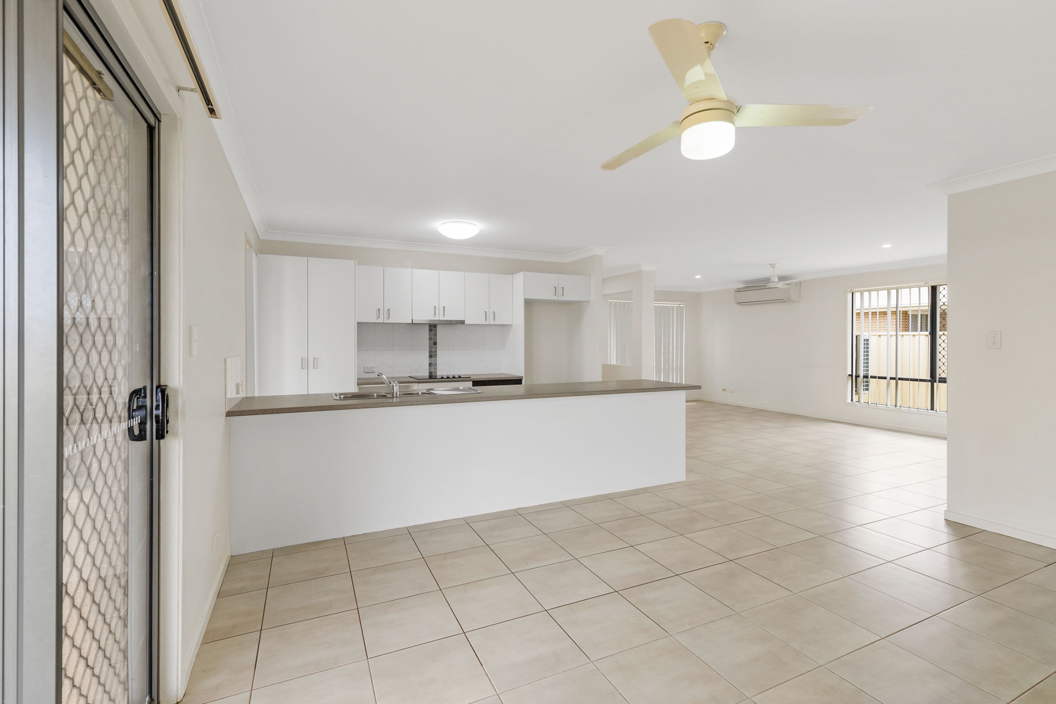 9 Scenic Drive, Emerald QLD 4720, Emerald - Thumbnail 7