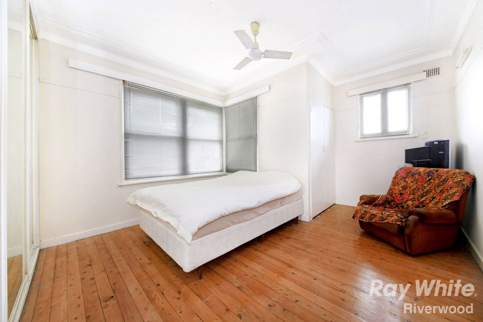 25 Amy Road, Peakhurst - Thumbnail 3