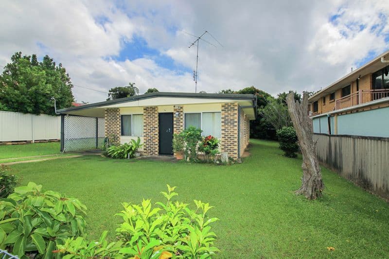 177 Whiting Street, Labrador - Image 1