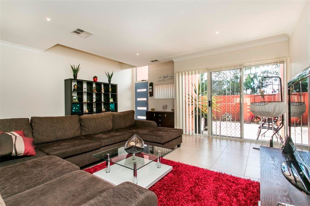 6 Fowler Street, CLAREMONT MEADOWS NSW 2747, Claremont Meadows - Thumbnail 2