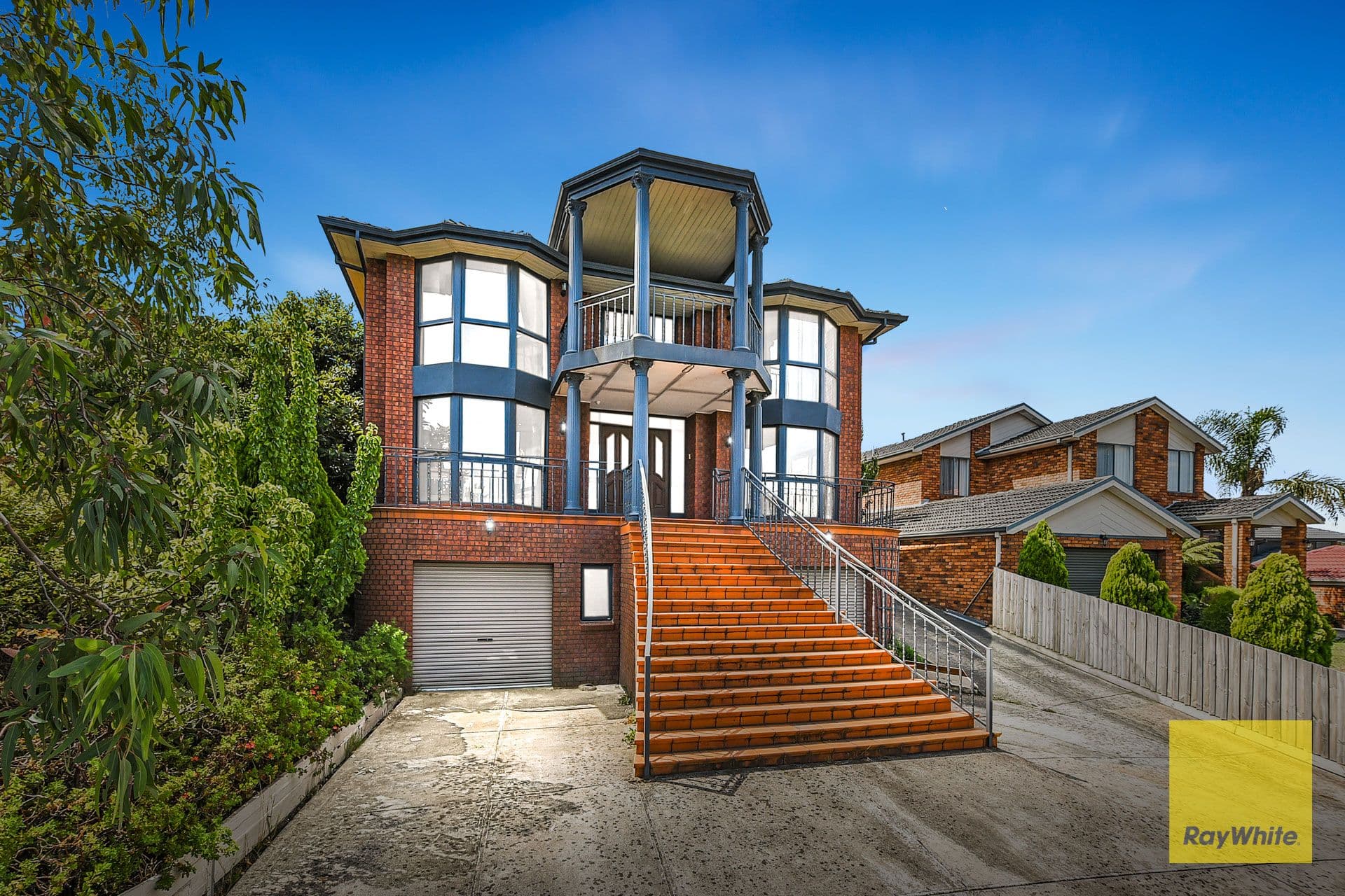 4 Edward Freeth Drive, Endeavour Hills VIC 3802, Endeavour Hills - Thumbnail 2