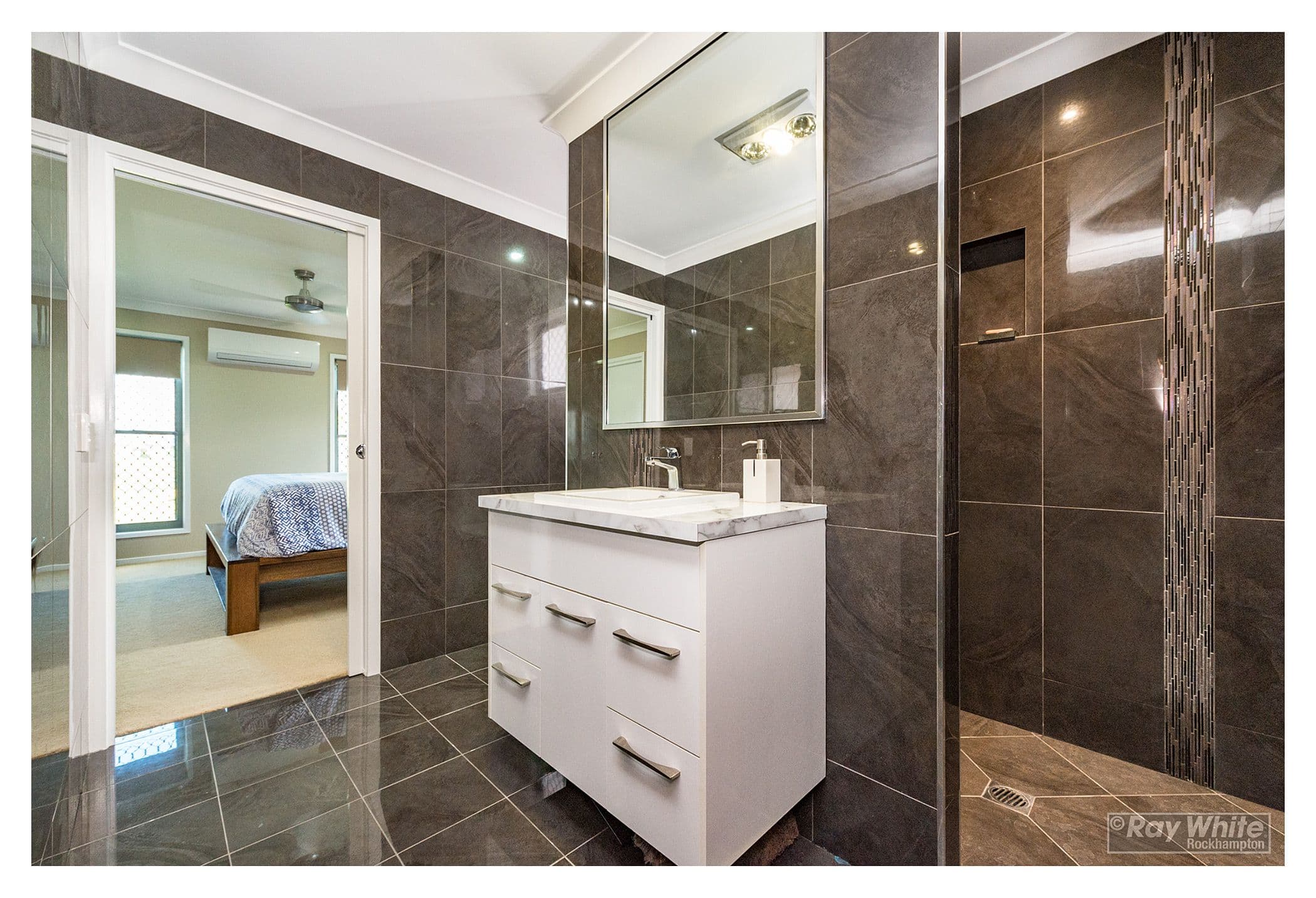11 Mistletoe Avenue, Norman Gardens QLD 4701, Norman Gardens - Thumbnail 7