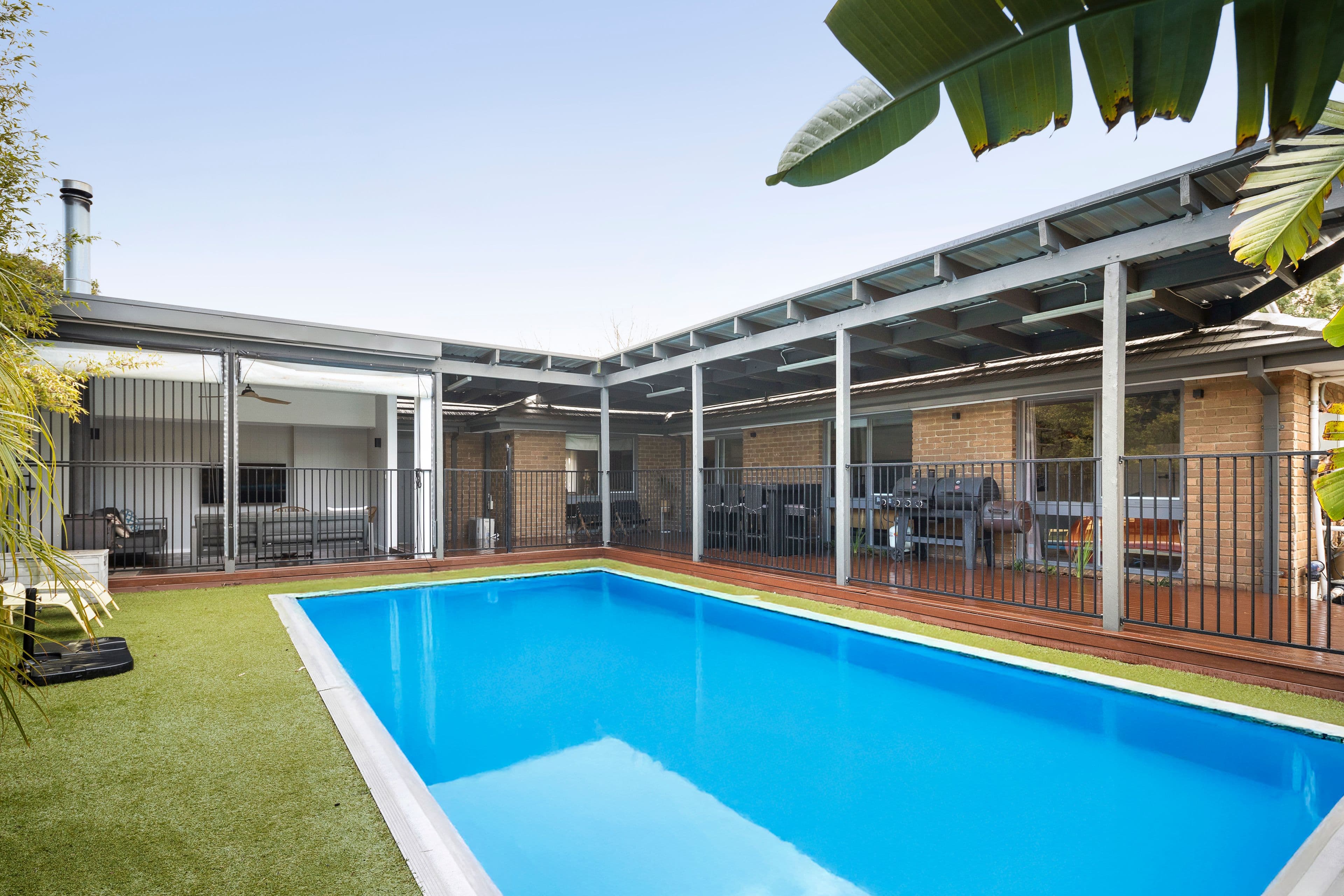 4 Netherplace Drive, Frankston VIC 3199, Frankston - Thumbnail 2