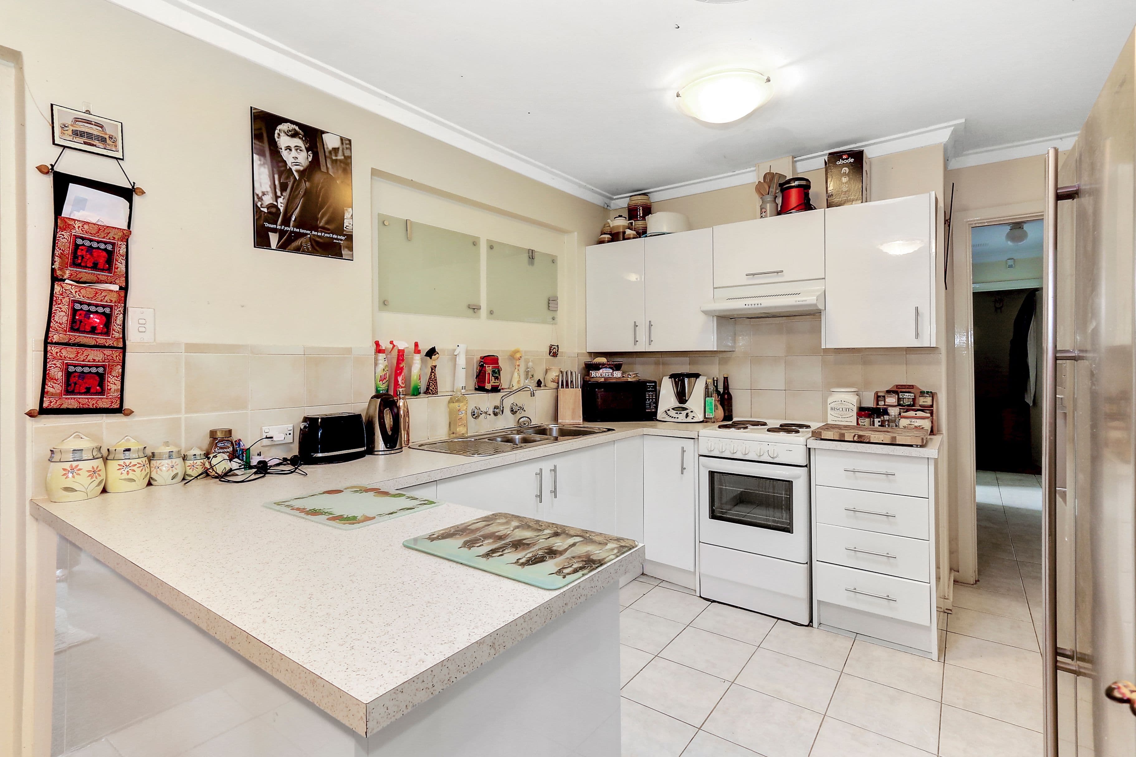 36 Elvington Way, Thornlie WA 6108, Thornlie - Thumbnail 2