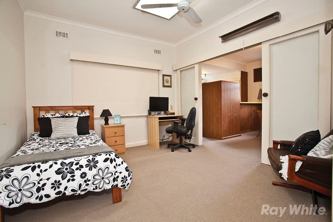 10 Jordan Grove, GLEN WAVERLEY VIC 3150, Glen Waverley - Thumbnail 6
