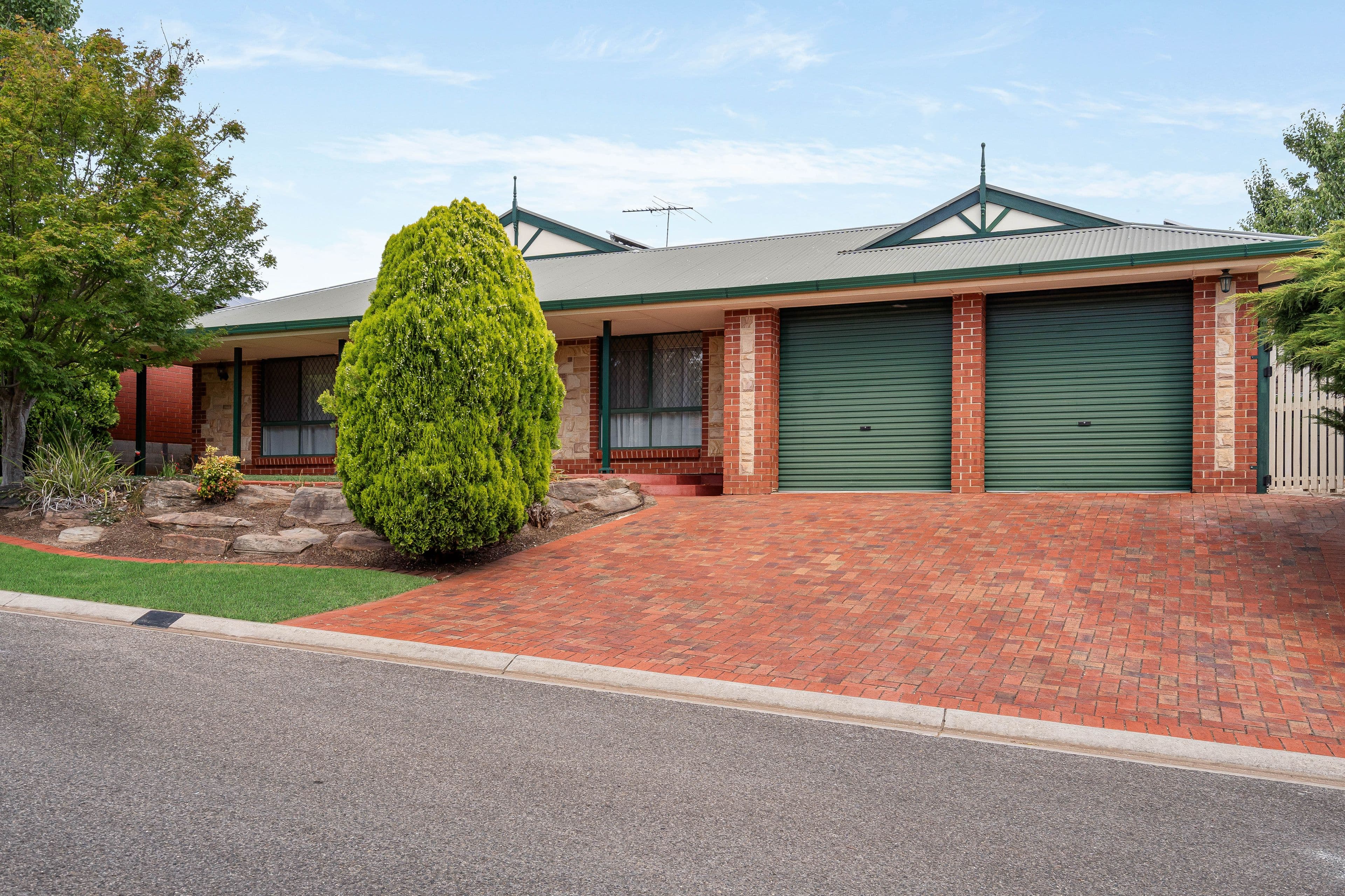 11 Mcardle Place, Greenwith SA 5125, Greenwith - Thumbnail 2