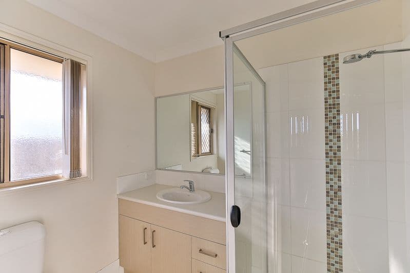 13 Cooranga Street, Glenvale QLD 4350, Glenvale - Thumbnail 5