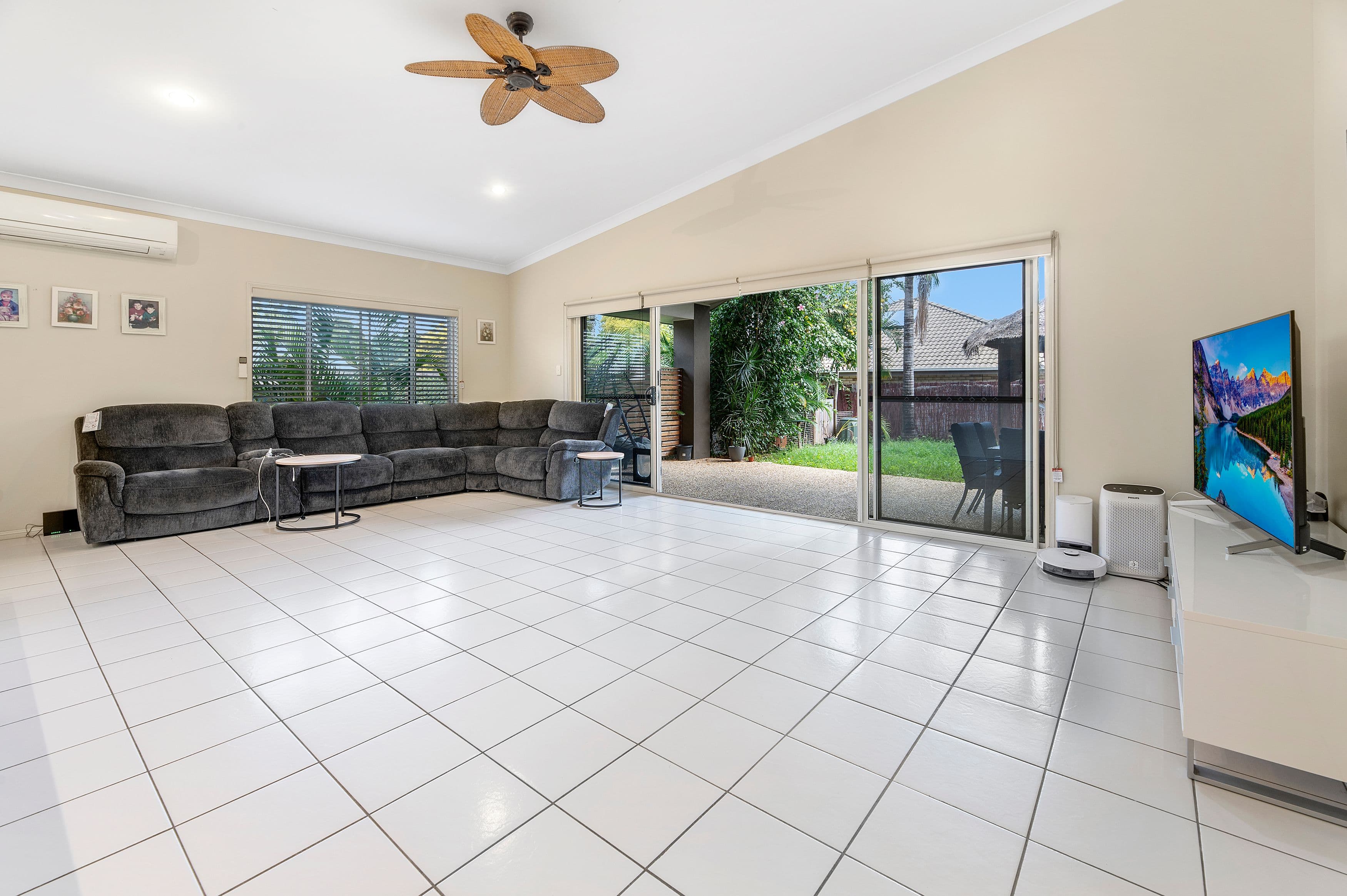10 MacDonald Avenue, Upper Coomera QLD 4209, Upper Coomera - Thumbnail 5