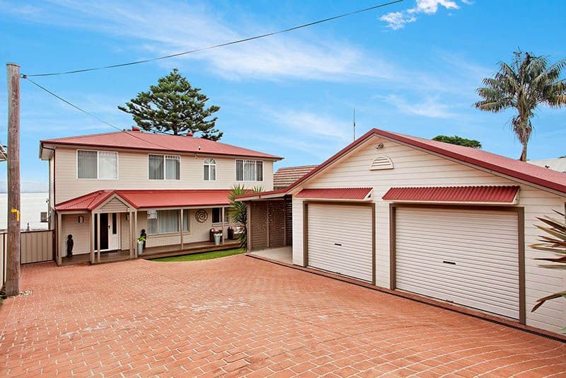 18 Dunrossil Drive, Sunbury - Image 1