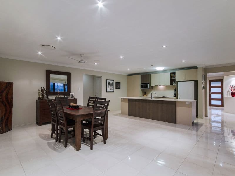 21 Rushcutter Avenue, OXENFORD QLD 4210, Oxenford - Thumbnail 3