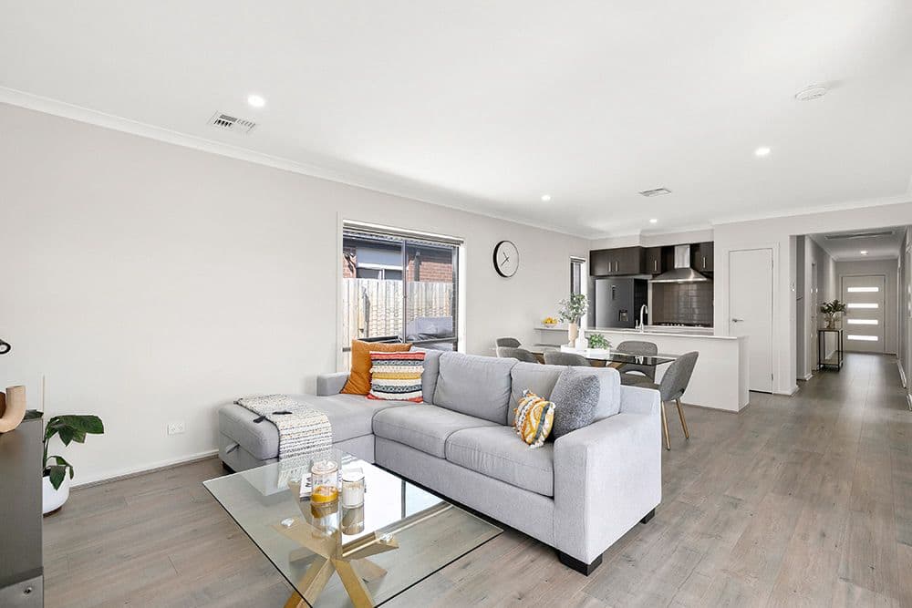 12 Darmain Drive, Greenvale VIC 3059, Greenvale - Thumbnail 2