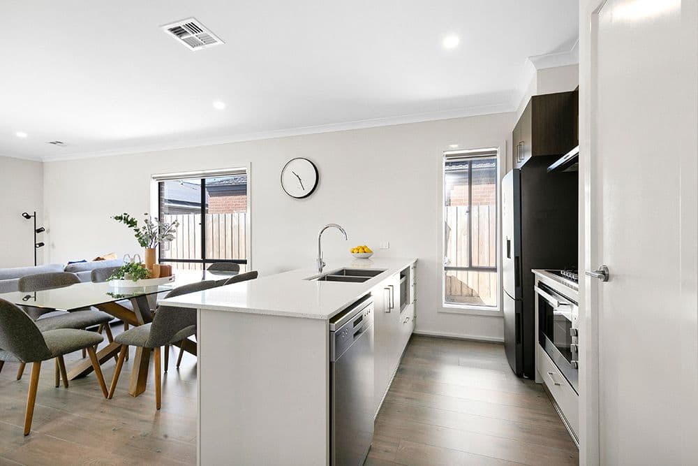 12 Darmain Drive, Greenvale VIC 3059, Greenvale - Thumbnail 3