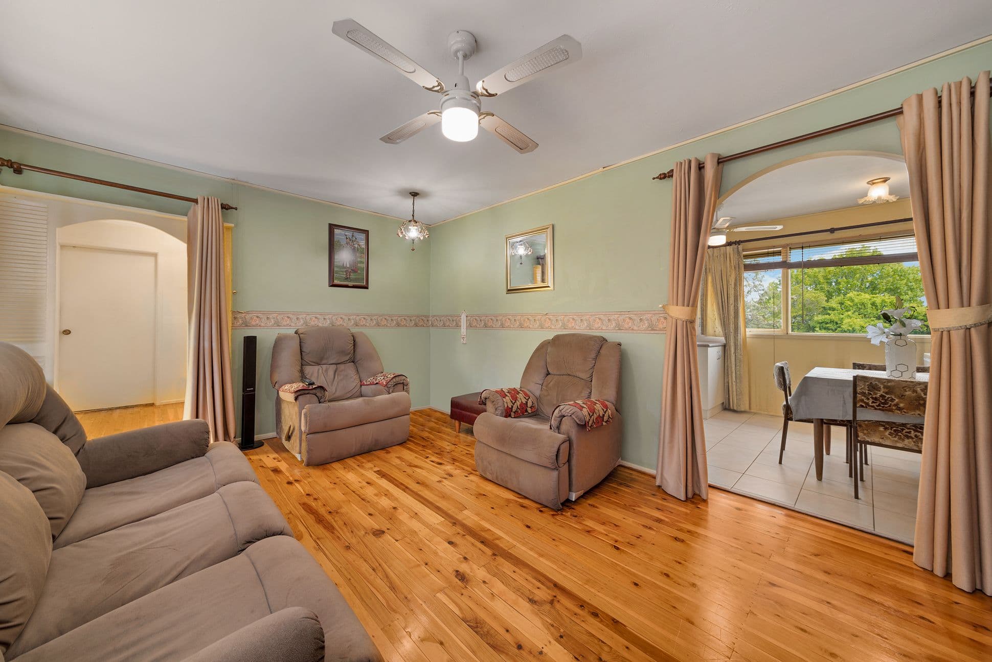 45 Raymond Avenue, Campbelltown - Thumbnail 4