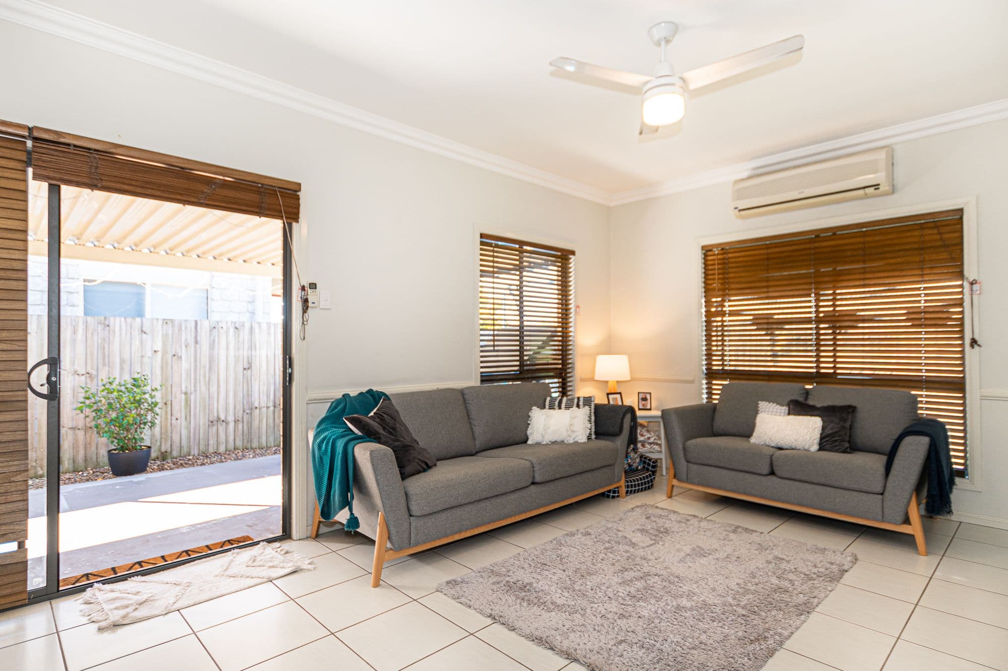 64 Park Edge Drive, Springfield Lakes QLD 4300, Springfield Lakes - Thumbnail 2