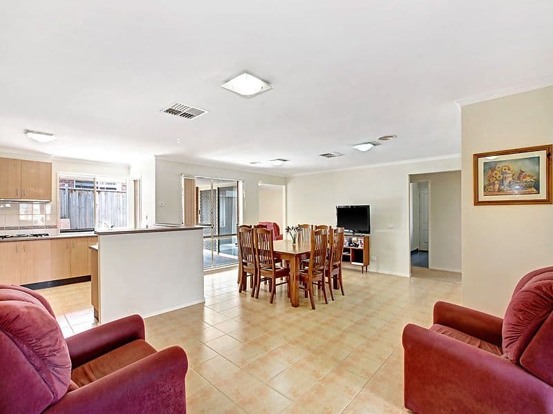 2 Montclaire Avenue, South Morang VIC 3752, South Morang - Thumbnail 5