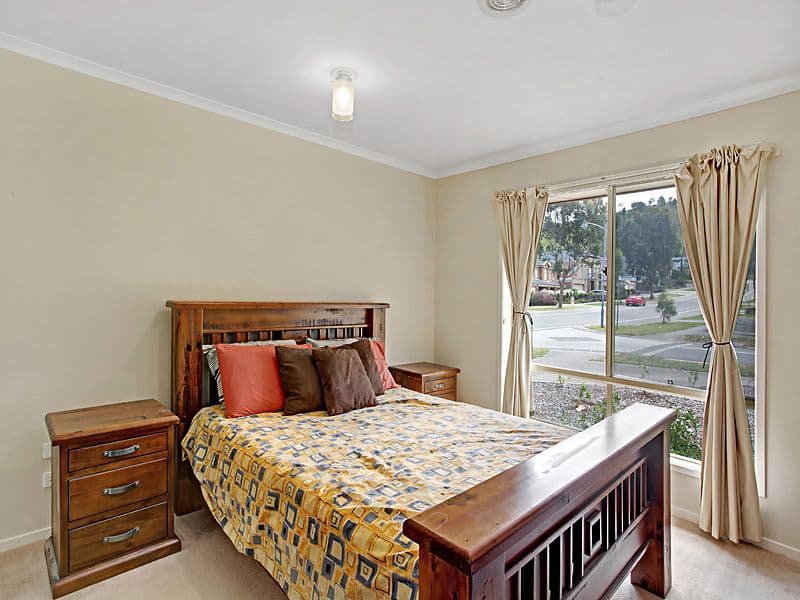 2 Montclaire Avenue, South Morang VIC 3752, South Morang - Thumbnail 7