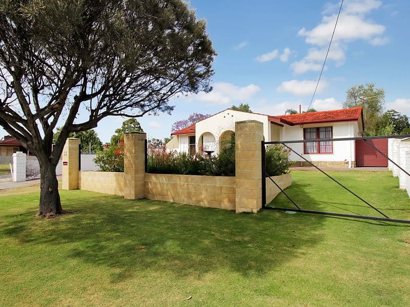 53 Orlestone Street, GOSNELLS WA 6110, Gosnells - Thumbnail 4