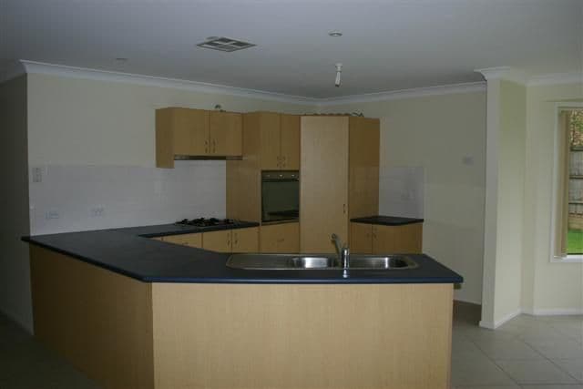 41 Coachman Crescent, KELLYVILLE RIDGE NSW 2155, Kellyville Ridge - Thumbnail 3