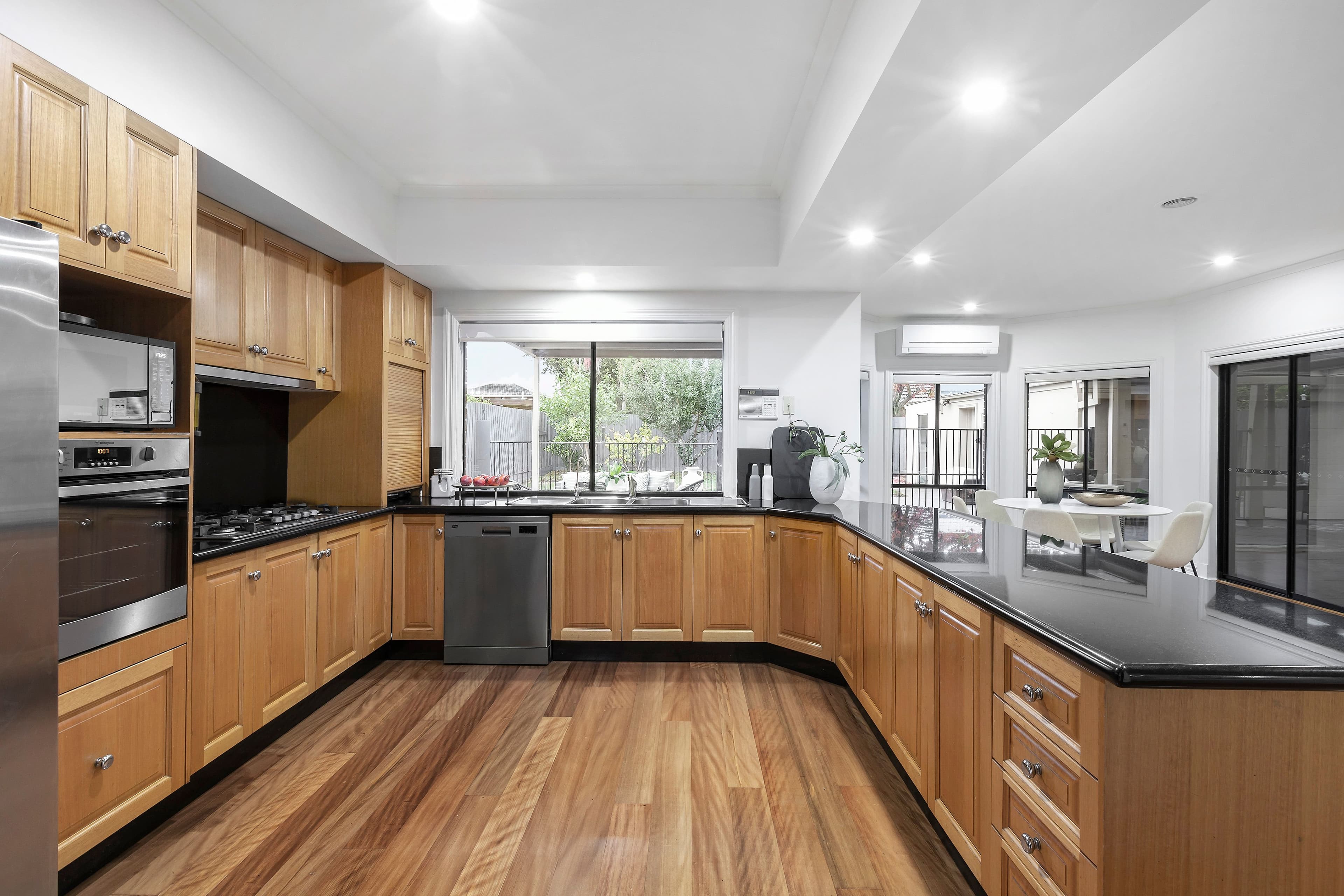 10 Keamy Avenue, Cheltenham VIC 3192, Cheltenham - Thumbnail 7