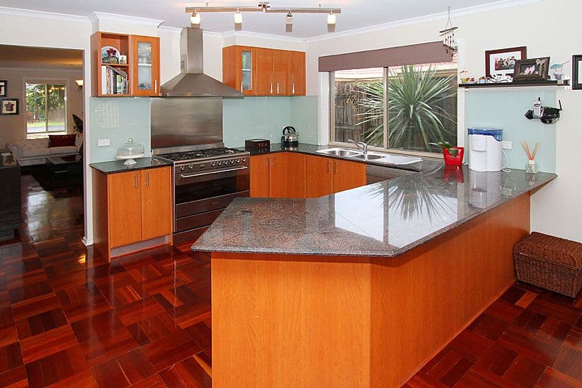 55 Jasmine Drive, MILL PARK VIC 3082, Mill Park - Thumbnail 2