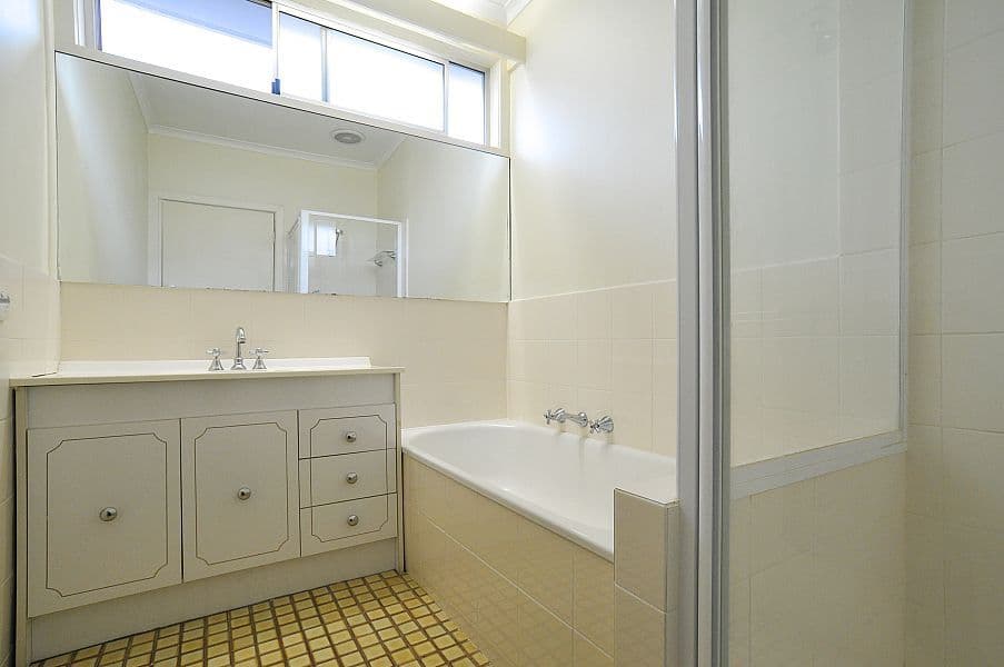 8 Holly Court, MITCHAM VIC 3132, Mitcham - Thumbnail 7