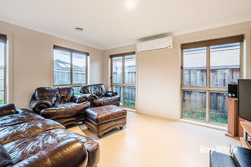 12 Copernicus Circuit, Cranbourne West VIC 3977, Cranbourne West - Thumbnail 6
