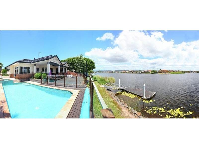 48 Port Jackson Boulevard, CLEAR ISLAND WATERS QLD 4226, Clear Island Waters - Thumbnail 2