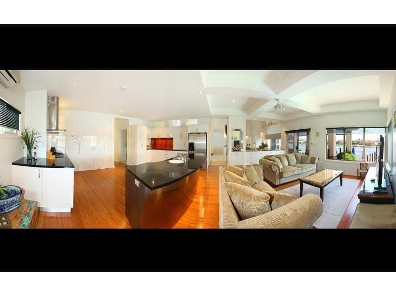 48 Port Jackson Boulevard, CLEAR ISLAND WATERS QLD 4226, Clear Island Waters - Thumbnail 8