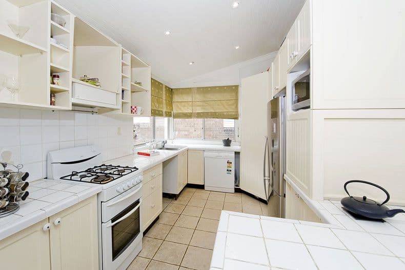 Apt. 1, 36 Marcel Avenue, CLOVELLY NSW 2031, Clovelly - Thumbnail 3