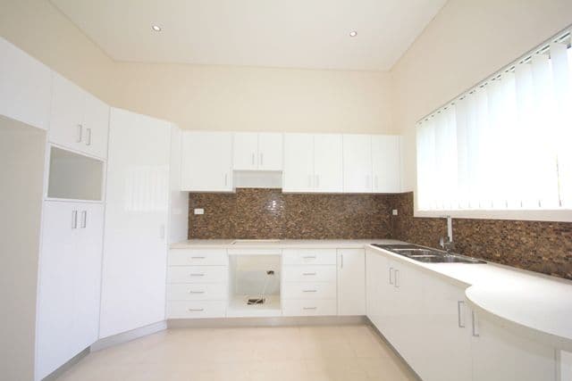 19-23 Chiswick Road, GREENACRE NSW 2190, Greenacre - Thumbnail 3
