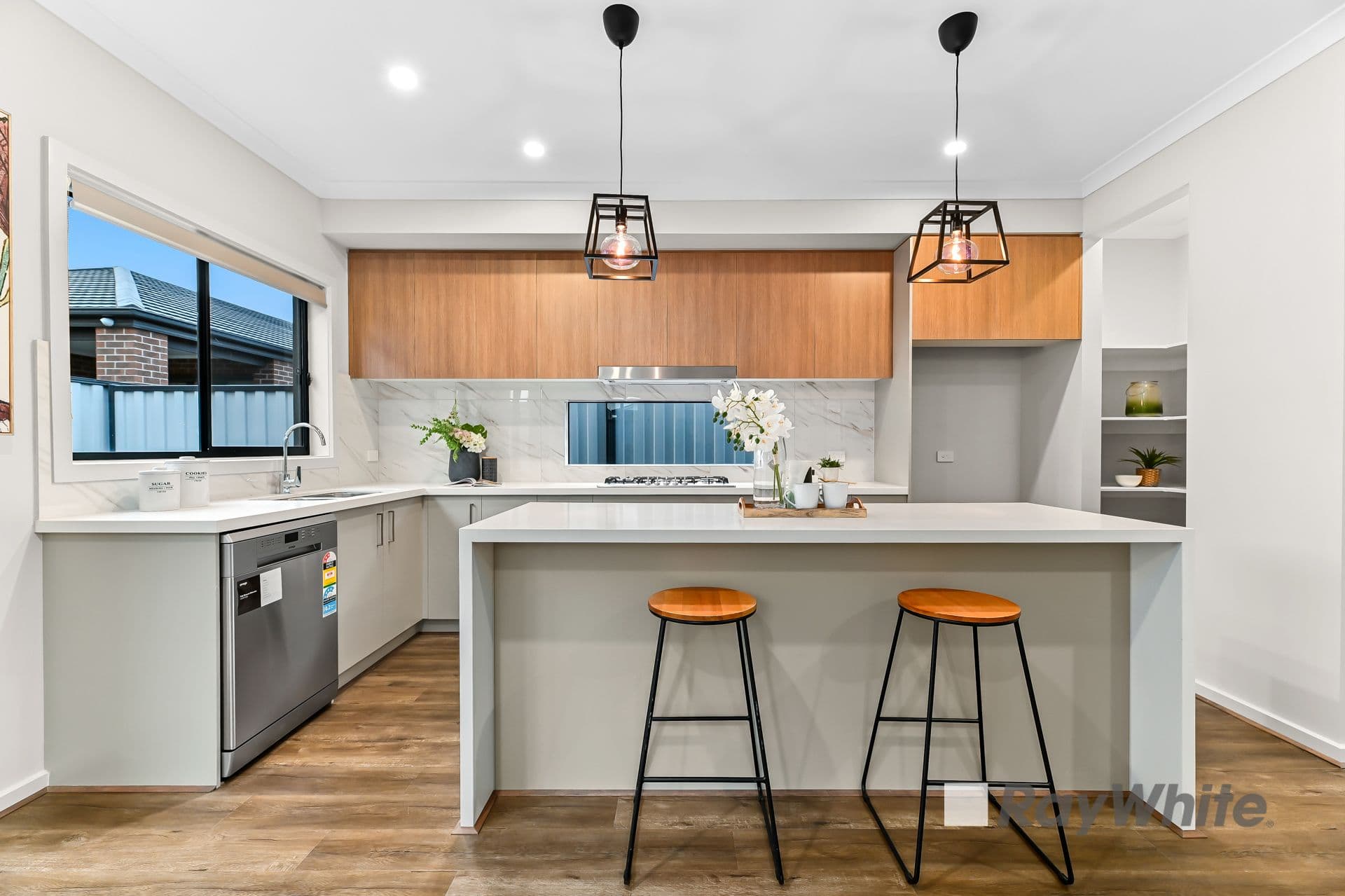 16 Patria Street, Berwick VIC 3806, Berwick - Thumbnail 2