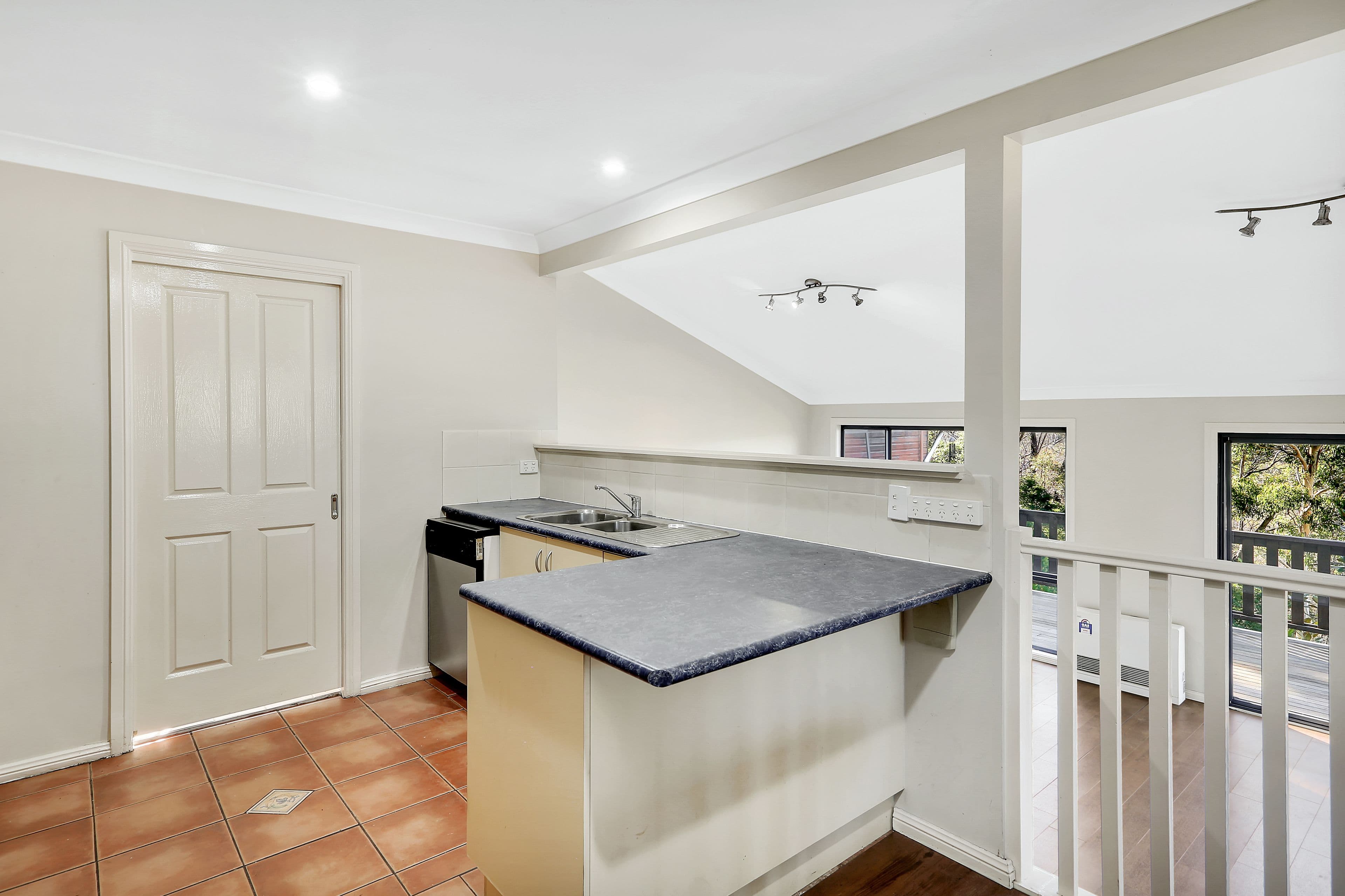 43 Rodriguez Avenue, Blackheath NSW 2785, Blackheath - Thumbnail 2