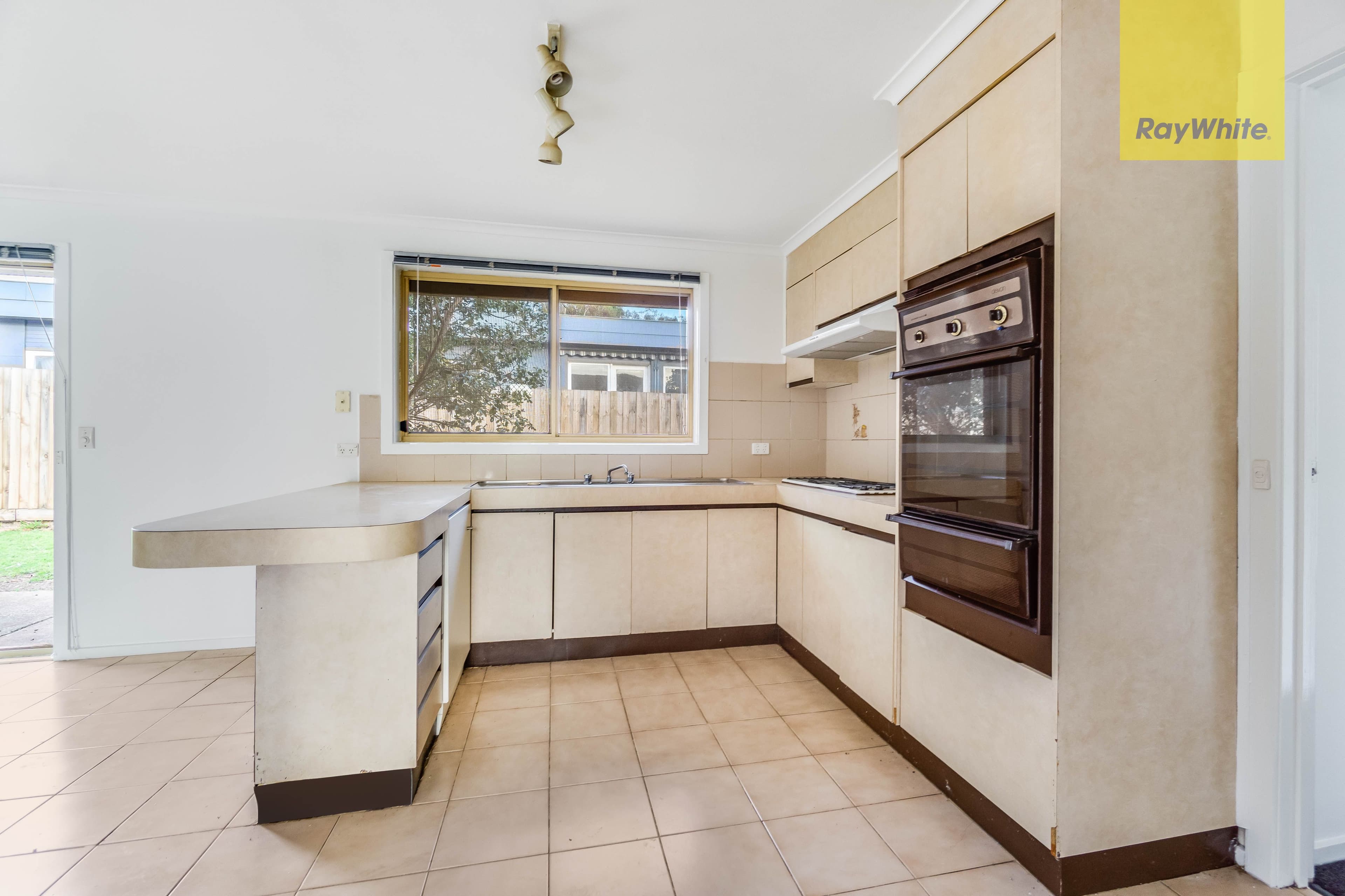 3 Donald Court, Kurunjang VIC 3337, Kurunjang - Thumbnail 4