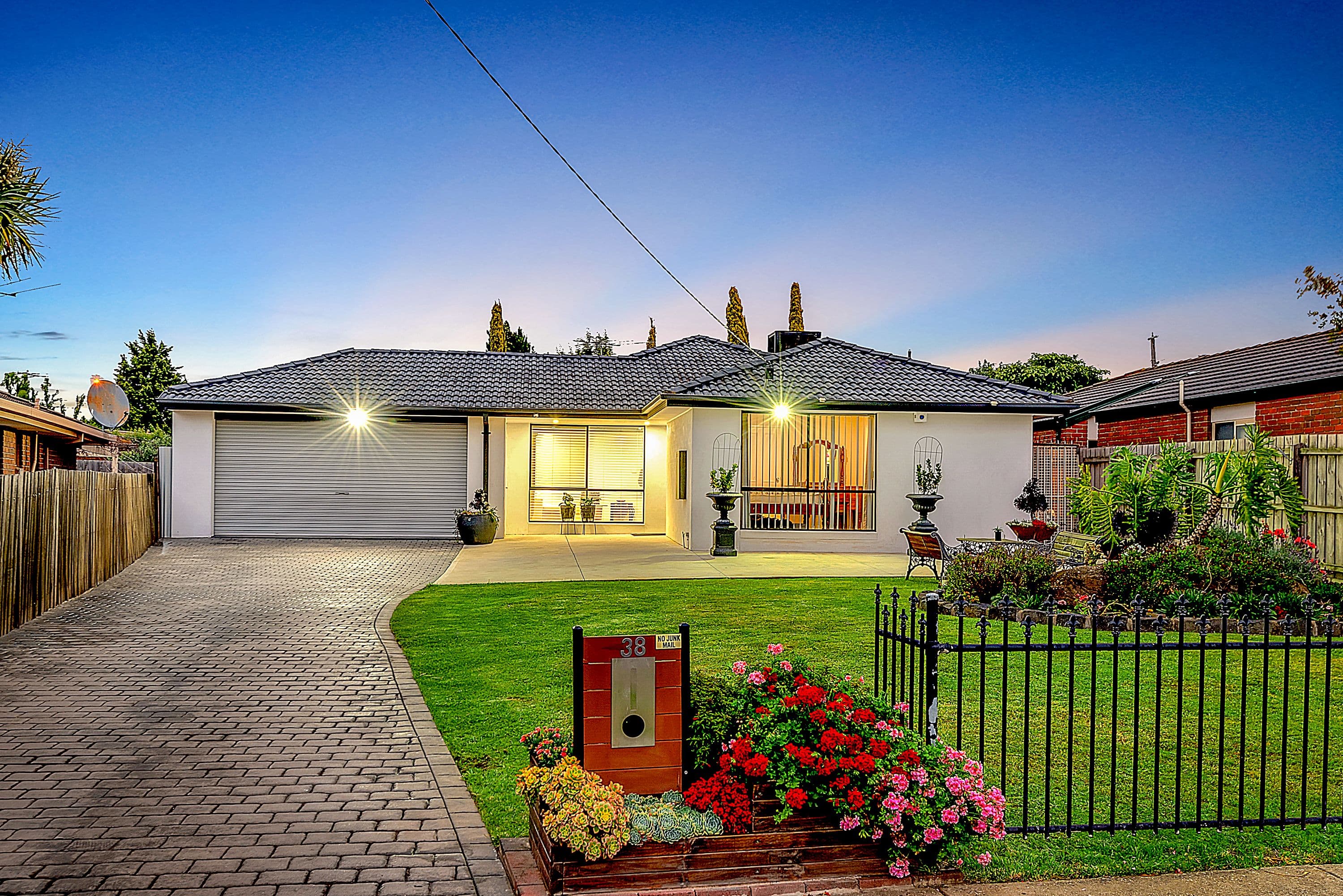 38 Princetown Avenue, Craigieburn VIC 3064, Craigieburn - Image 1