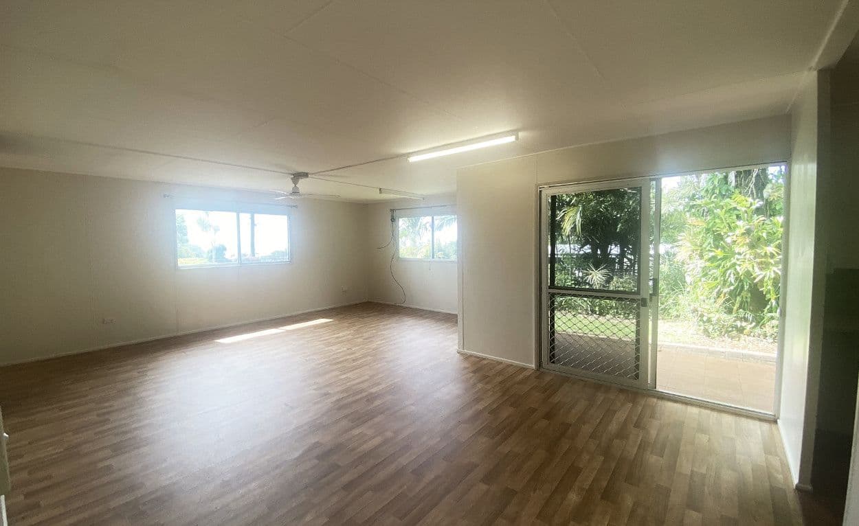 46 Cutten Street, Bingil Bay QLD 4852, Bingil Bay - Thumbnail 3