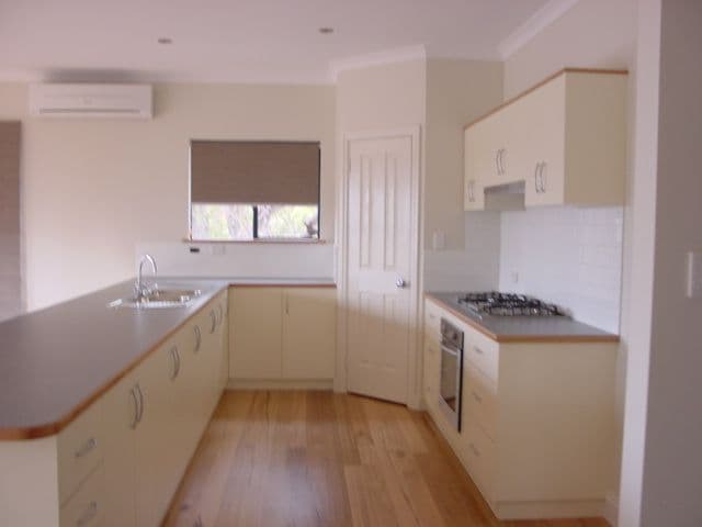 284/183 City Road, Southbank - Thumbnail 2