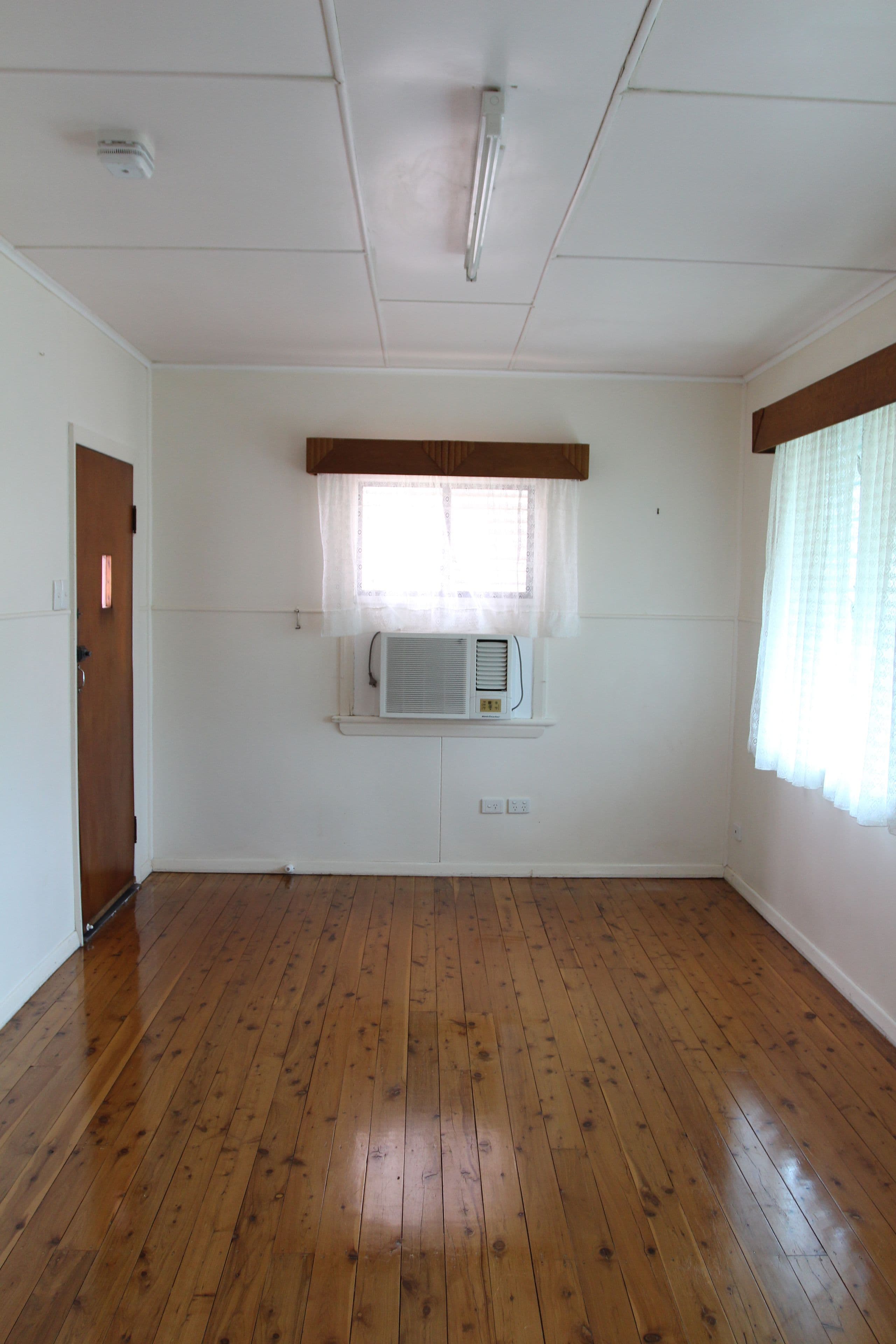 21 Deverell Street, Charleville QLD 4470, Charleville - Thumbnail 7