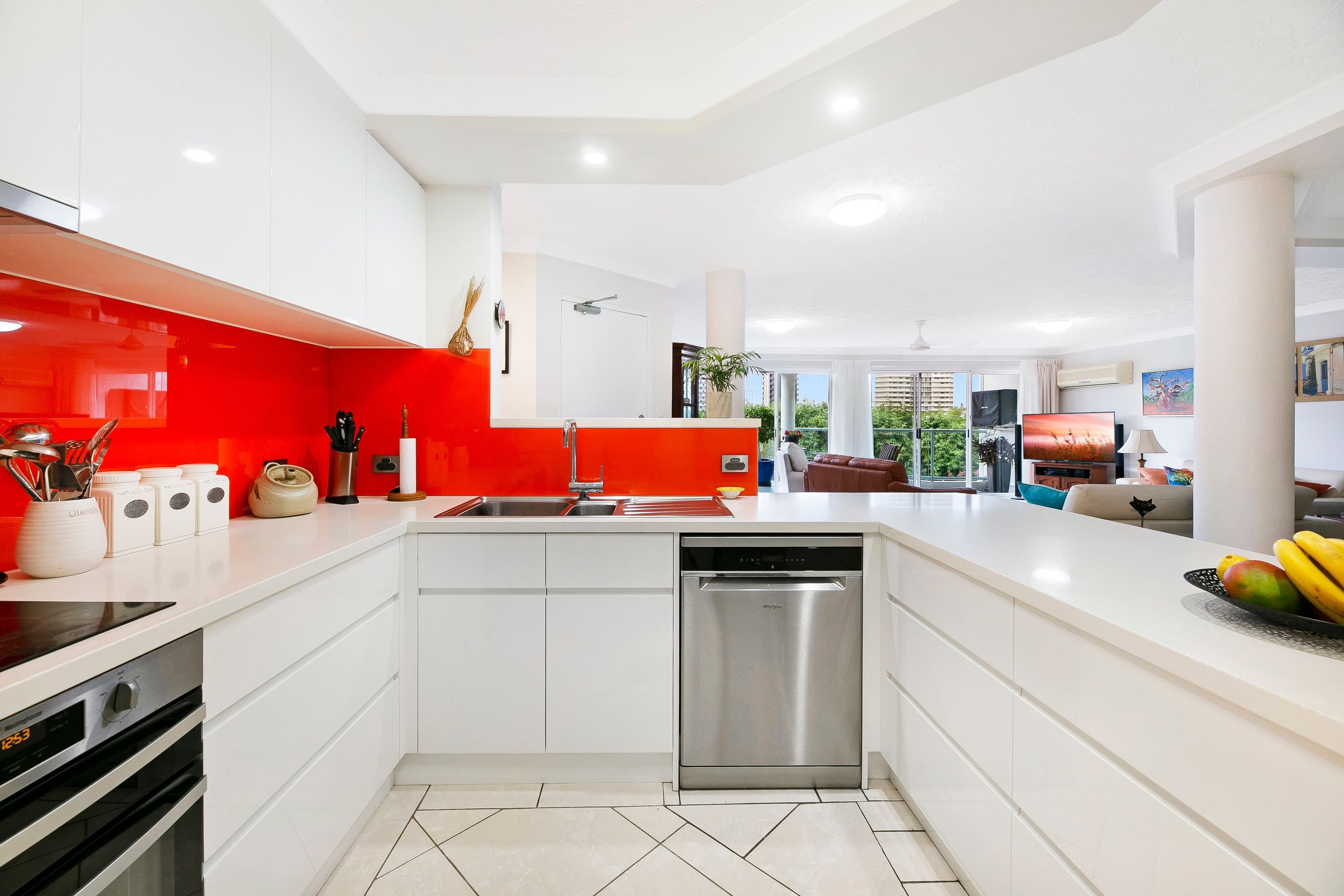 54 Mclean Street, Coolangatta QLD 4225, Coolangatta - Thumbnail 3